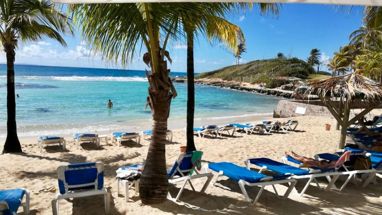 Hotel Chambre Standard Avec Plage Privee Au Manganao Saint-Francois  Exterior foto